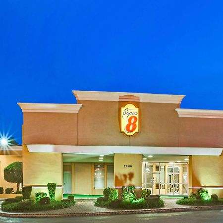 Super 8 By Wyndham Norman Otel Dış mekan fotoğraf