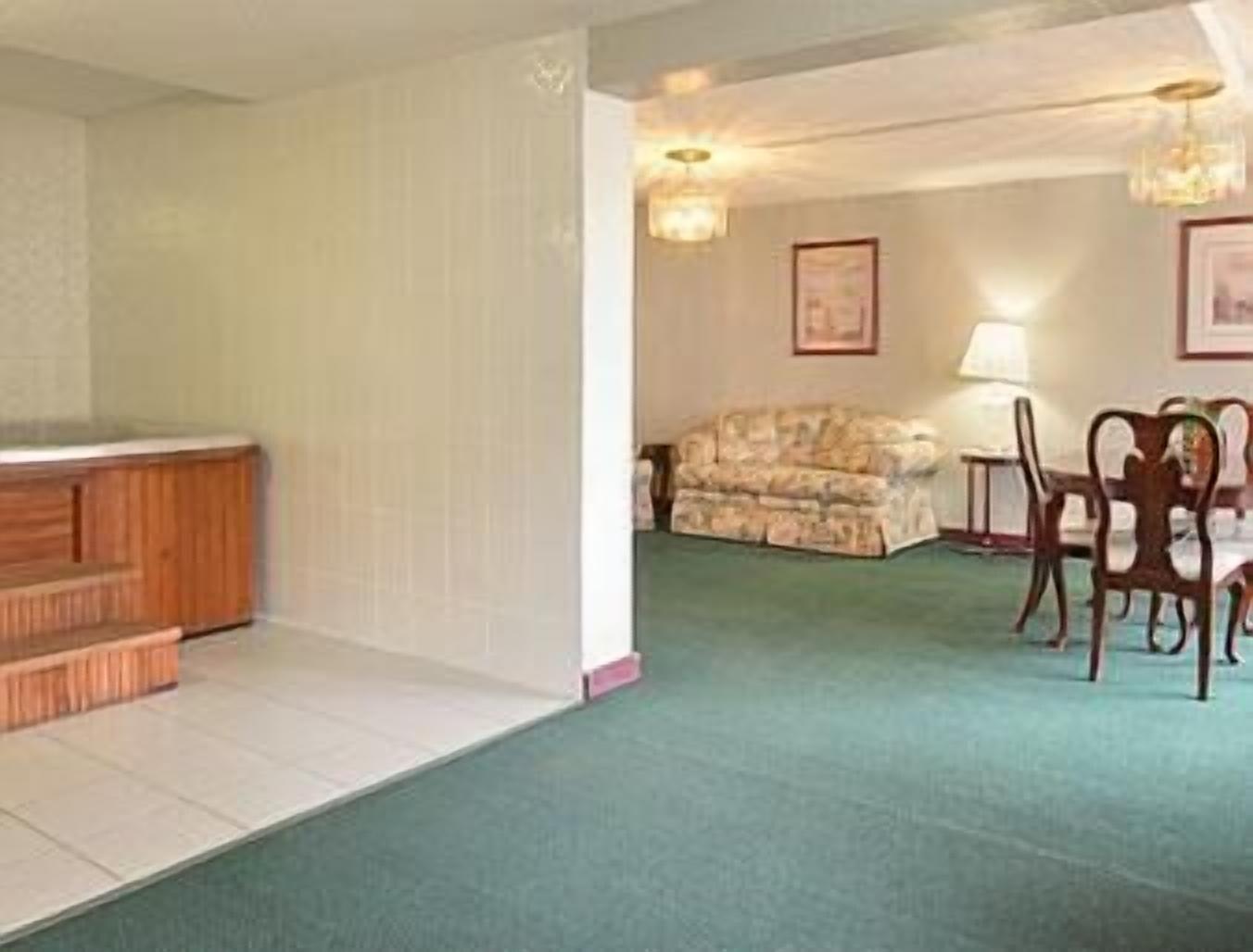 Super 8 By Wyndham Norman Otel Oda fotoğraf