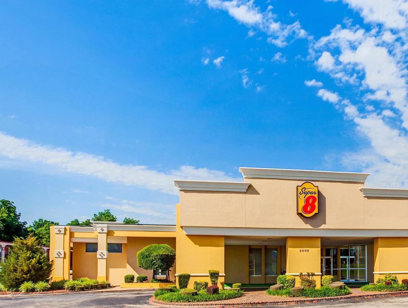 Super 8 By Wyndham Norman Otel Dış mekan fotoğraf