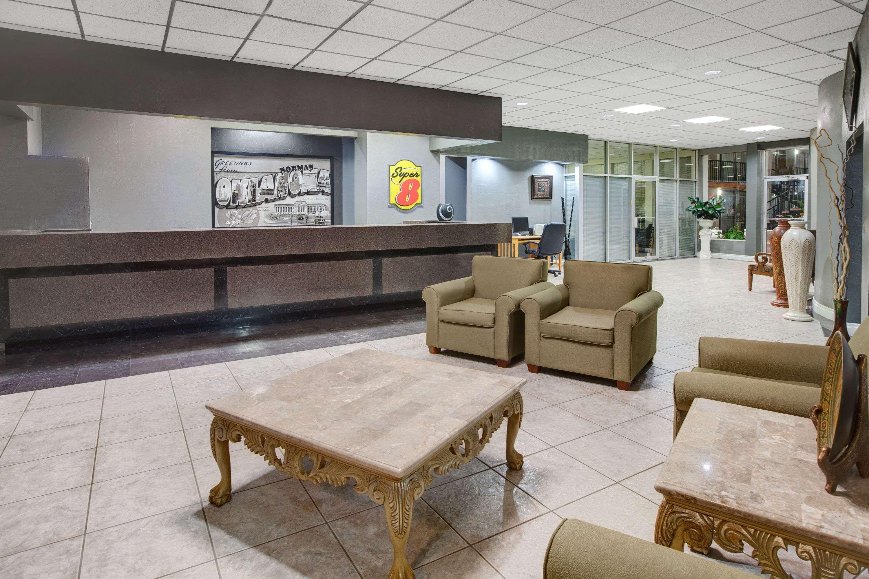 Super 8 By Wyndham Norman Otel Dış mekan fotoğraf