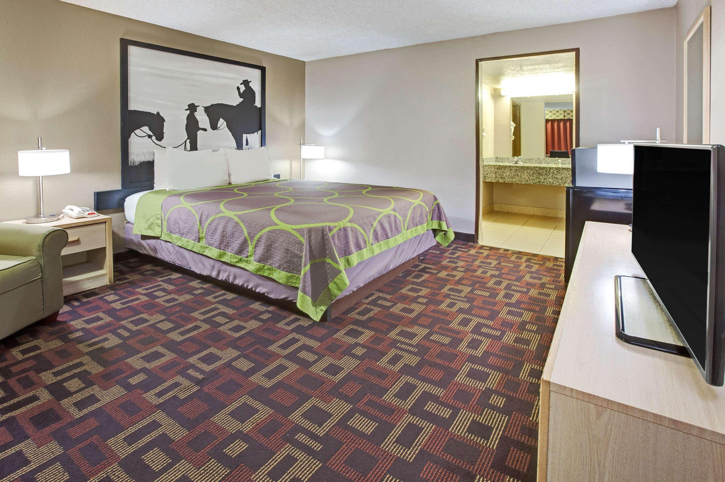 Super 8 By Wyndham Norman Otel Dış mekan fotoğraf